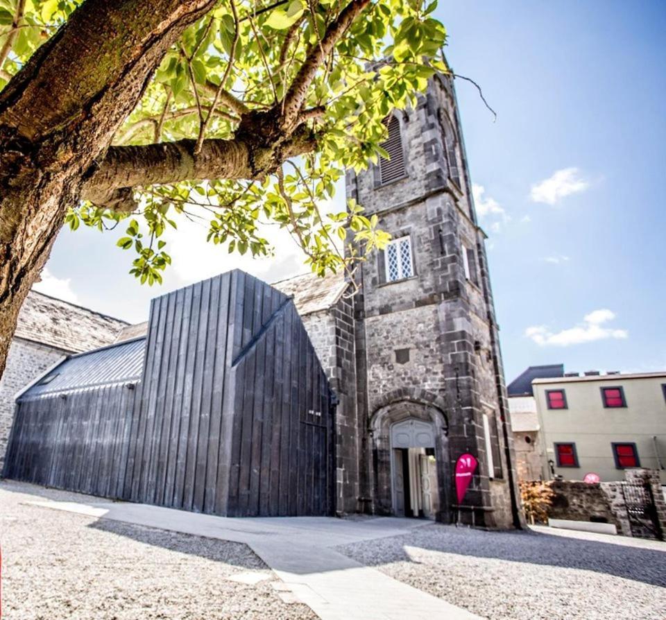 Kilkenny Hibernian Hotel Екстериор снимка