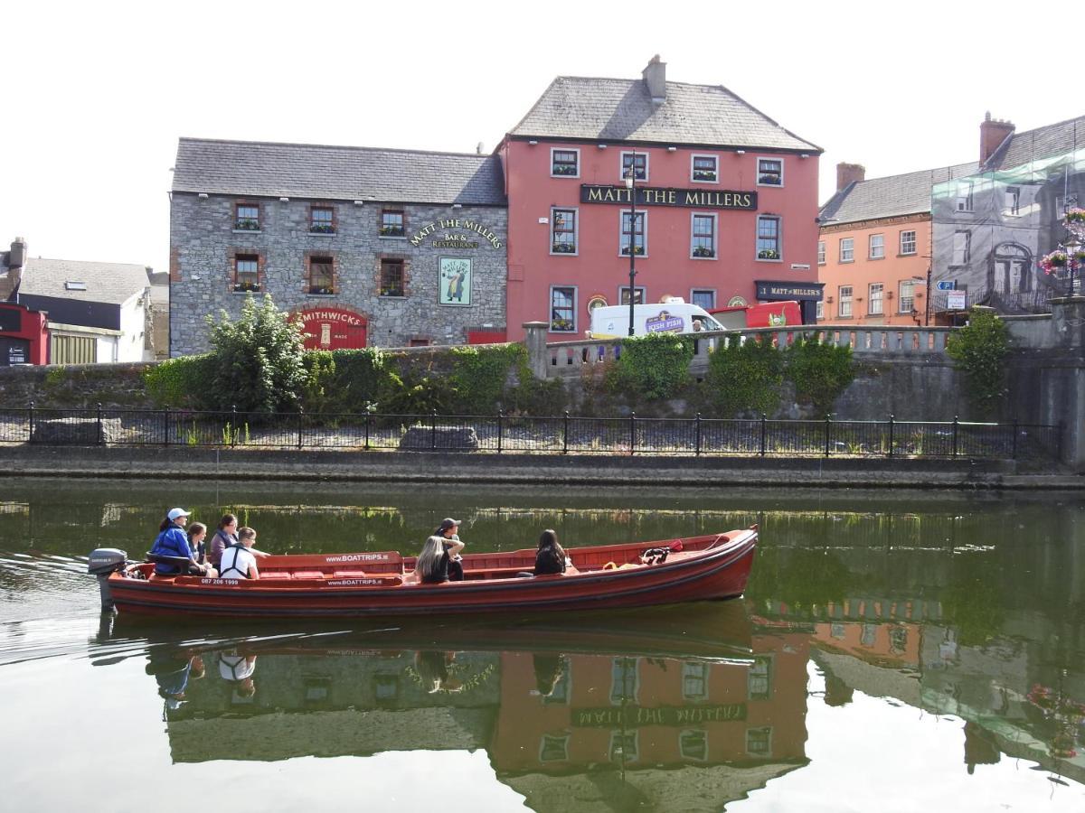 Kilkenny Hibernian Hotel Екстериор снимка