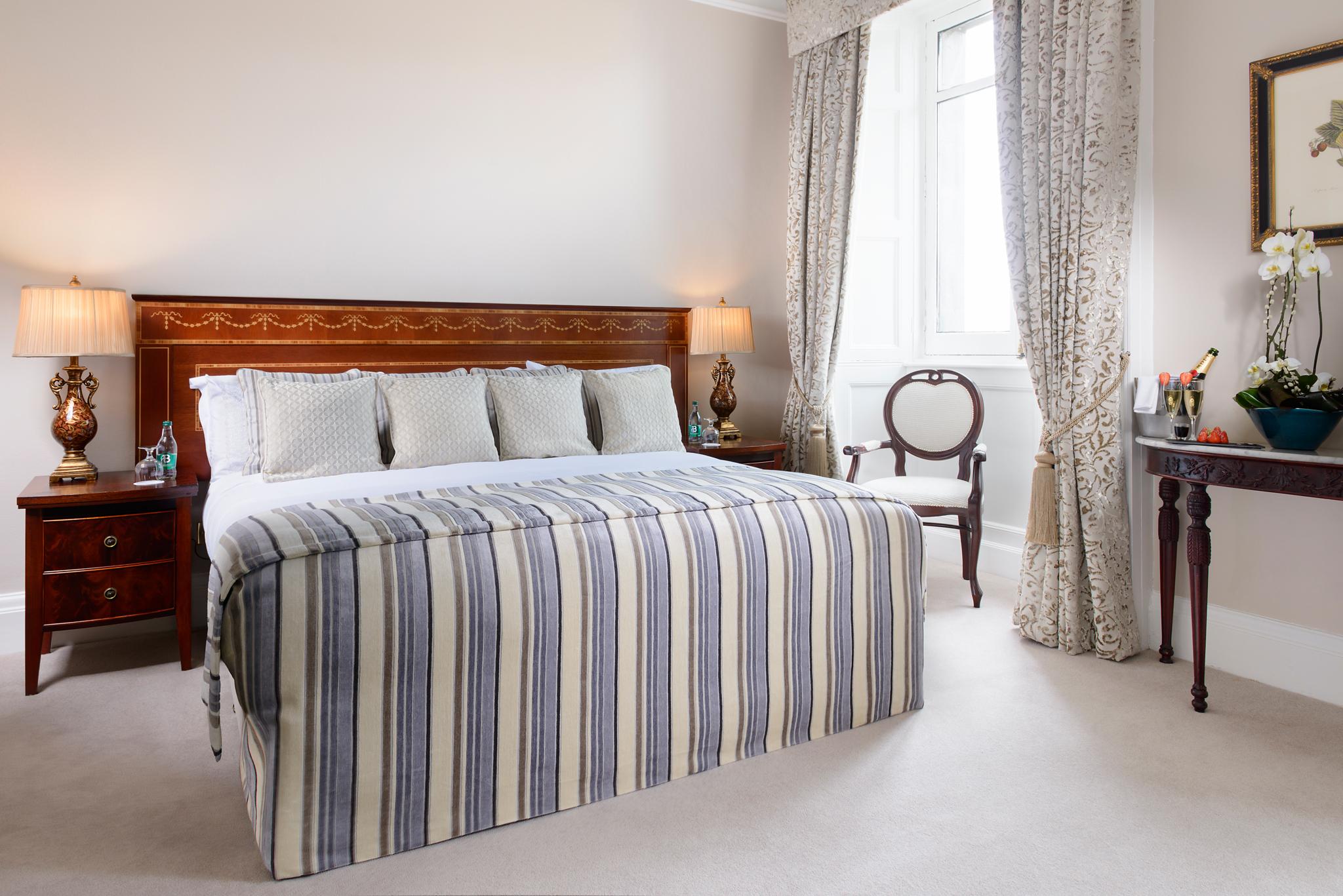 Kilkenny Hibernian Hotel Екстериор снимка