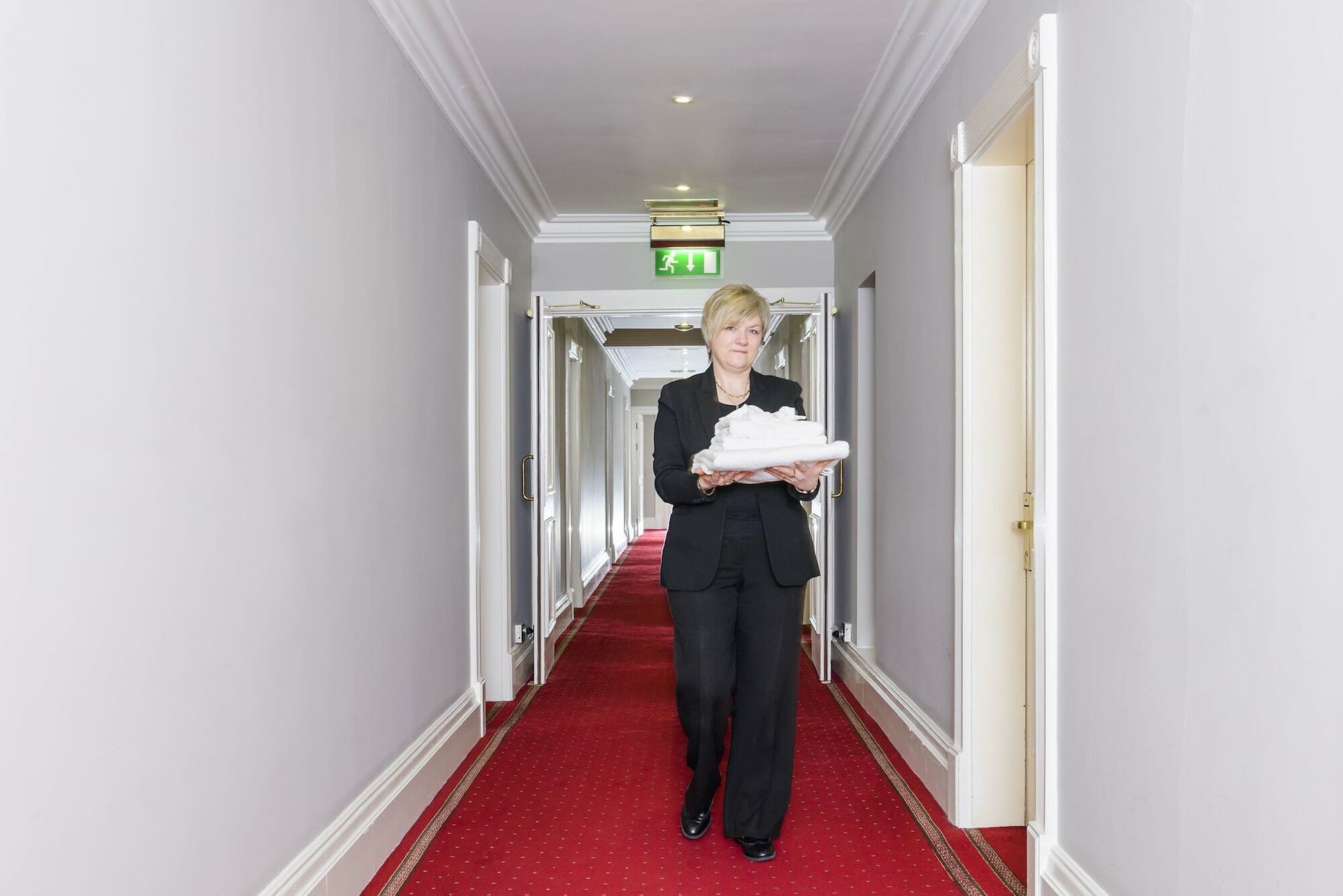 Kilkenny Hibernian Hotel Екстериор снимка