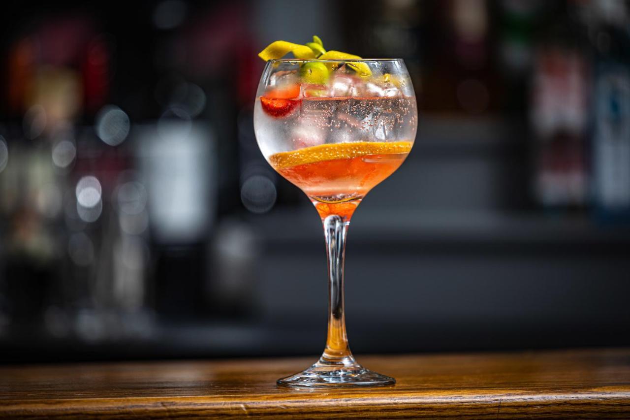 Kilkenny Hibernian Hotel Екстериор снимка